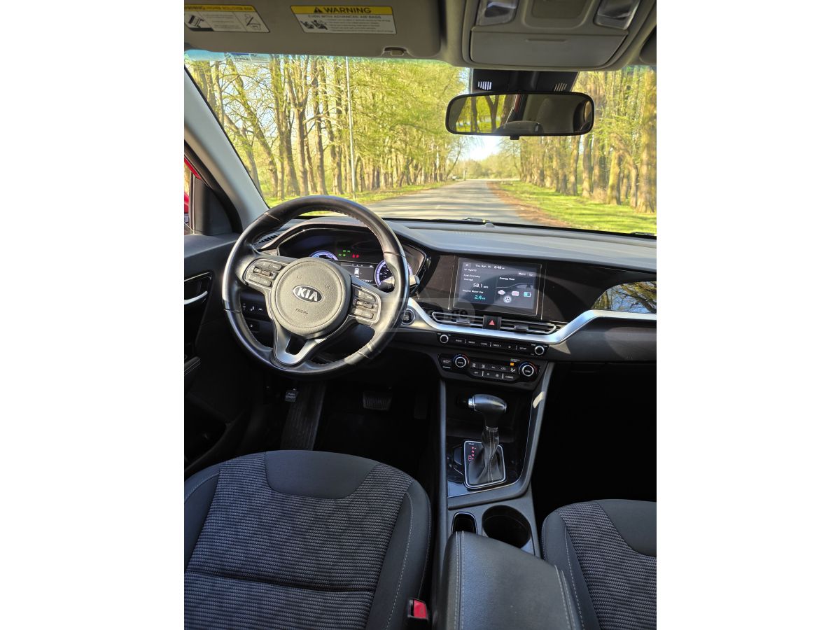 Kia Niro - фото 11