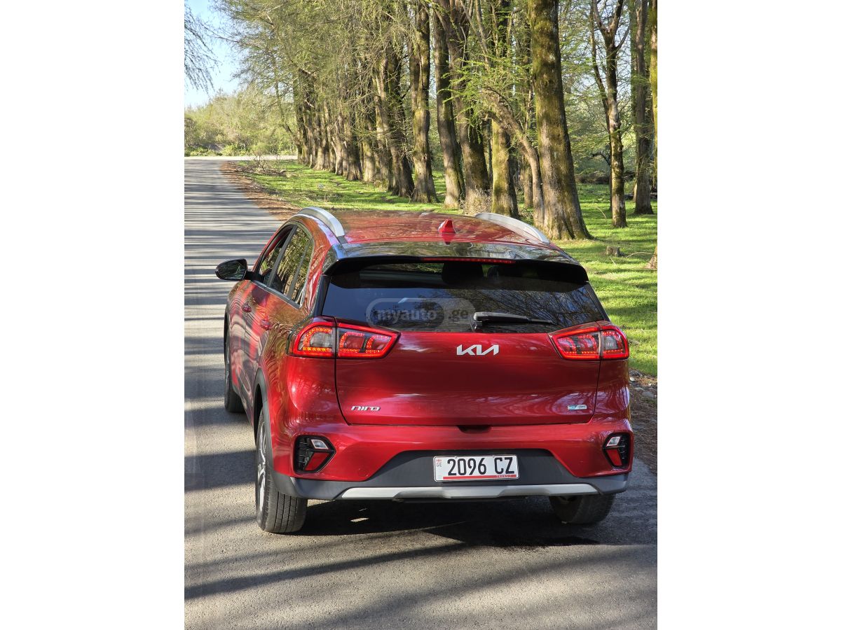 Kia Niro - фото 8