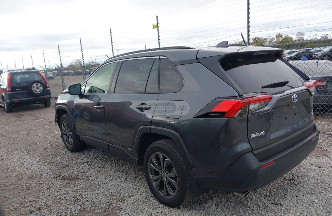 Toyota XLE Premium 4dr All-Wheel Driv — миниатюра 4