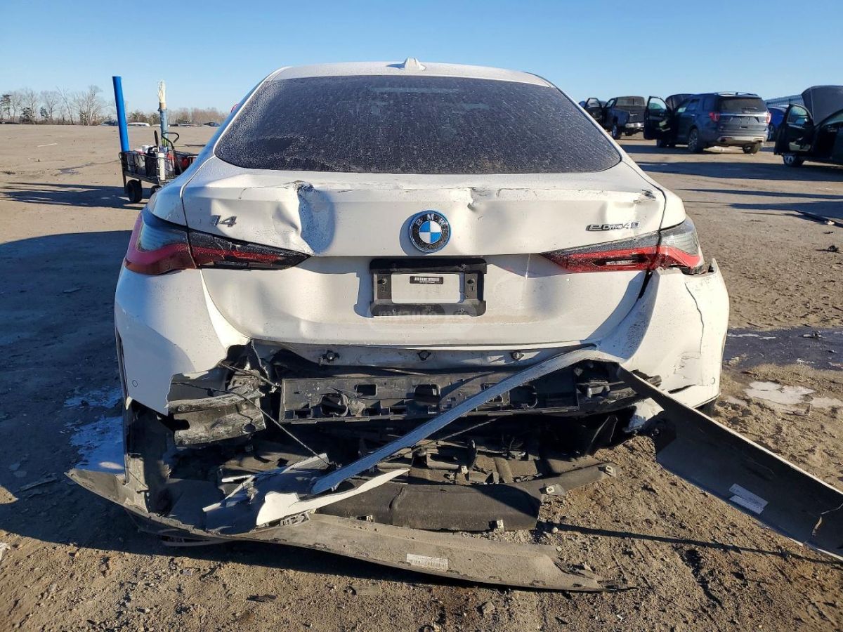 BMW i4 - фото 11