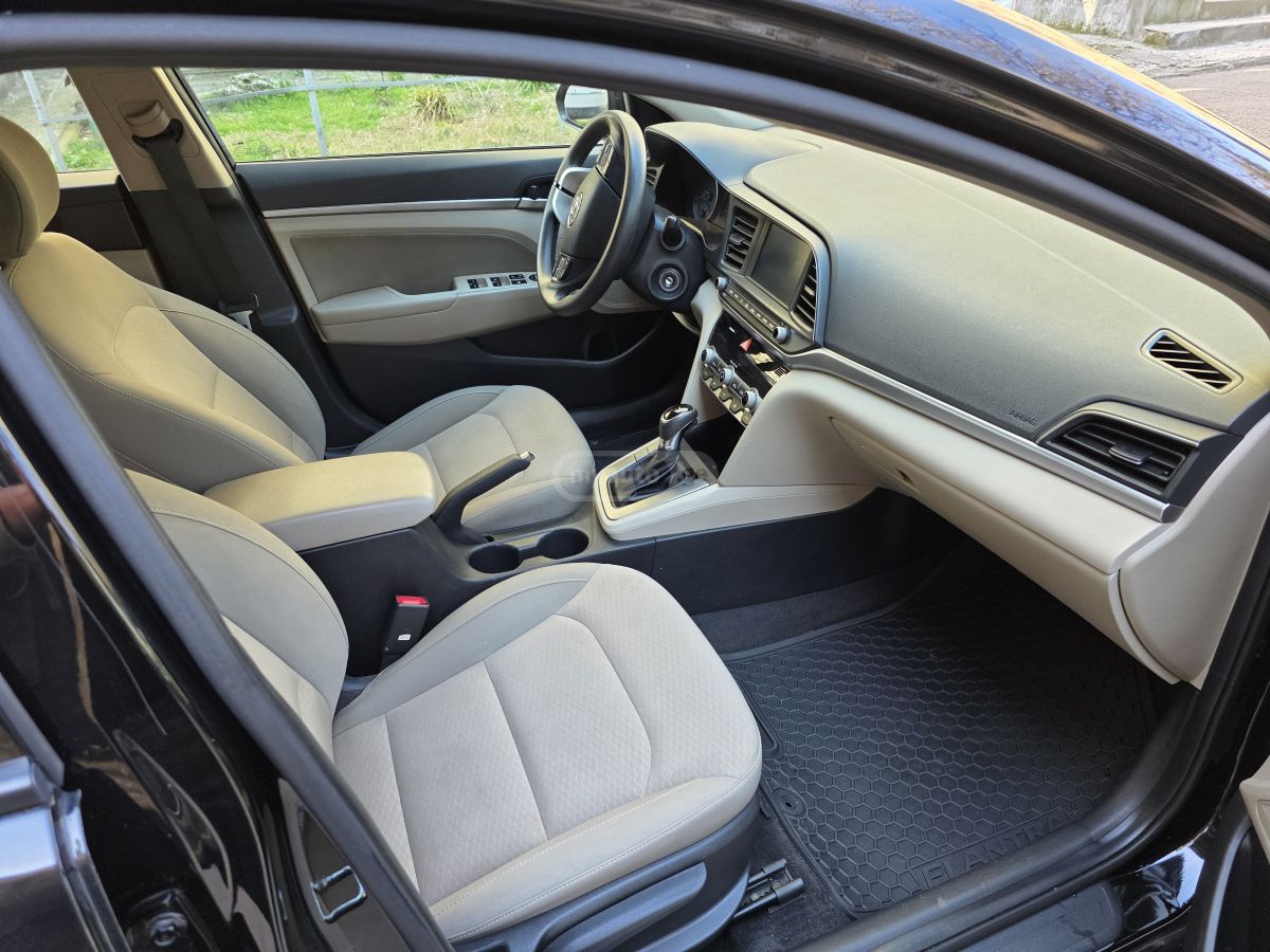 Hyundai Value Edition 4dr Sedan CVT — миниатюра 14