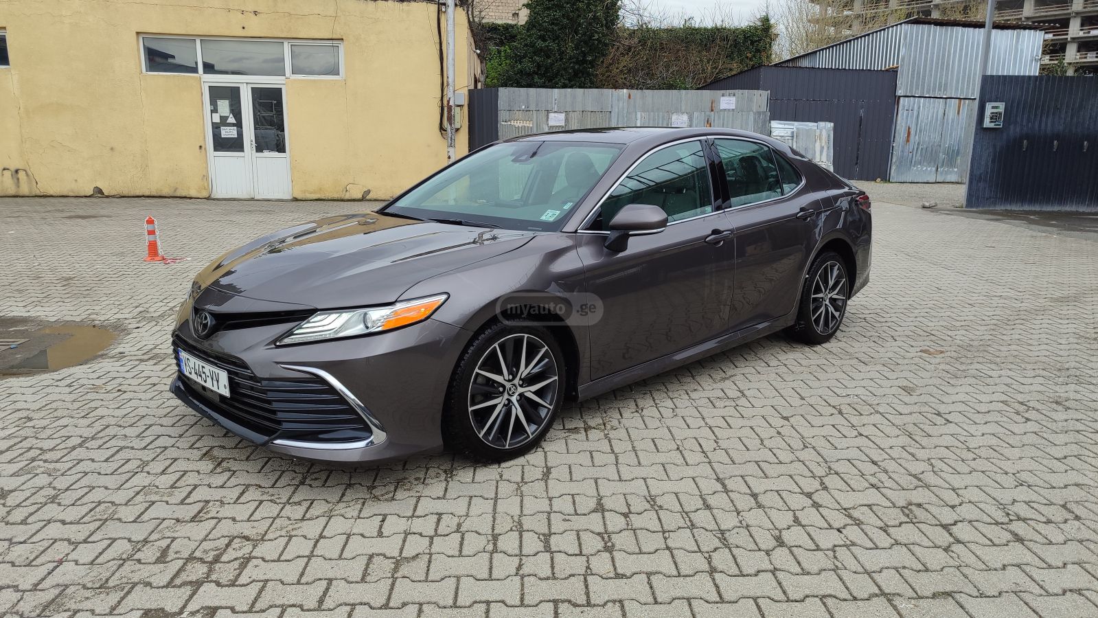 Toyota Camry - фото 8