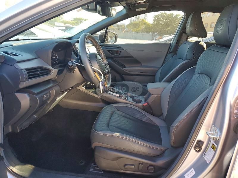 Subaru Base 4dr All Wheel Drive CVT — миниатюра 7