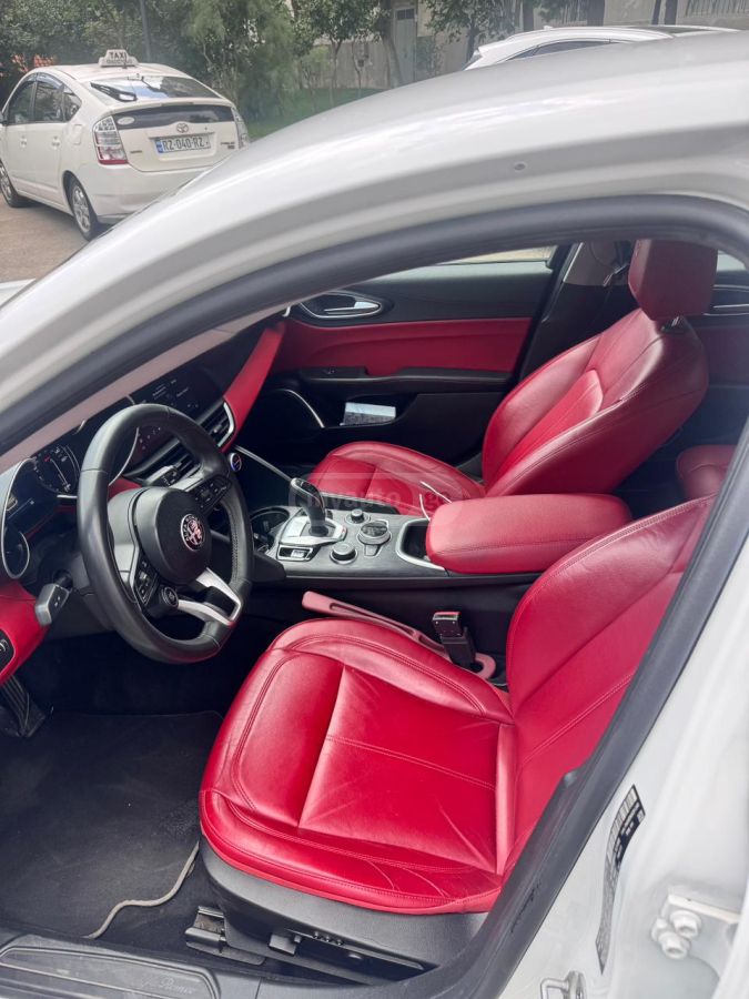 Alfa Romeo Giulia - фото 3