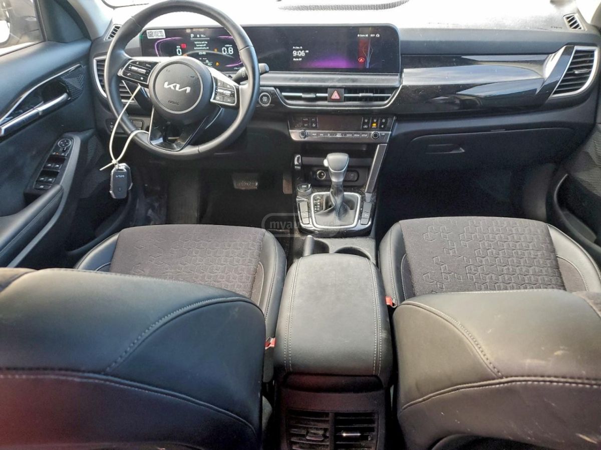 Kia Seltos - фото 8