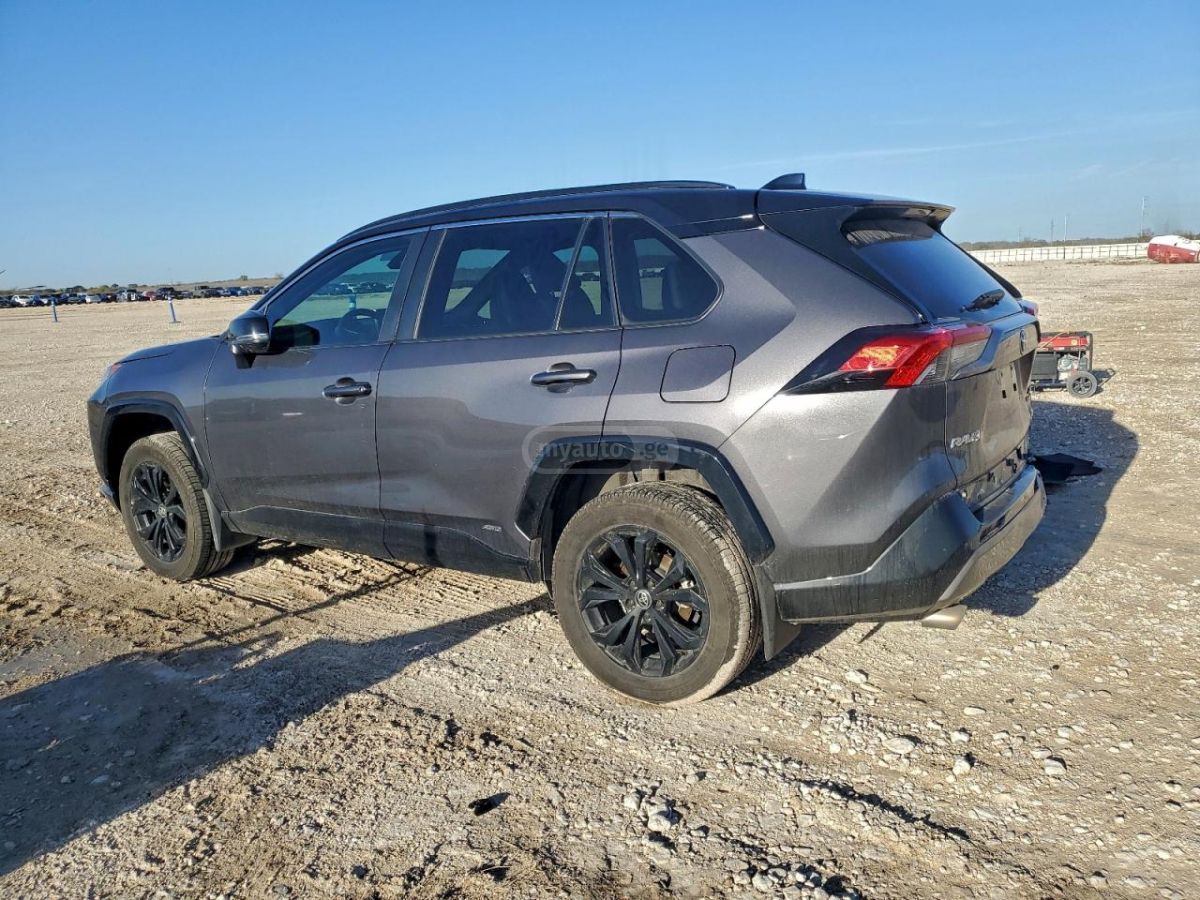 Toyota RAV 4 - фото 2