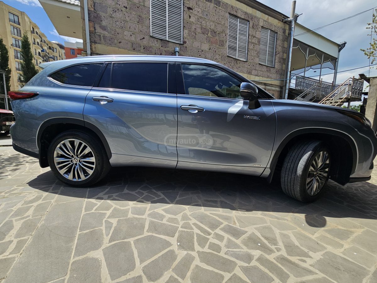 Toyota Highlander - фото 10
