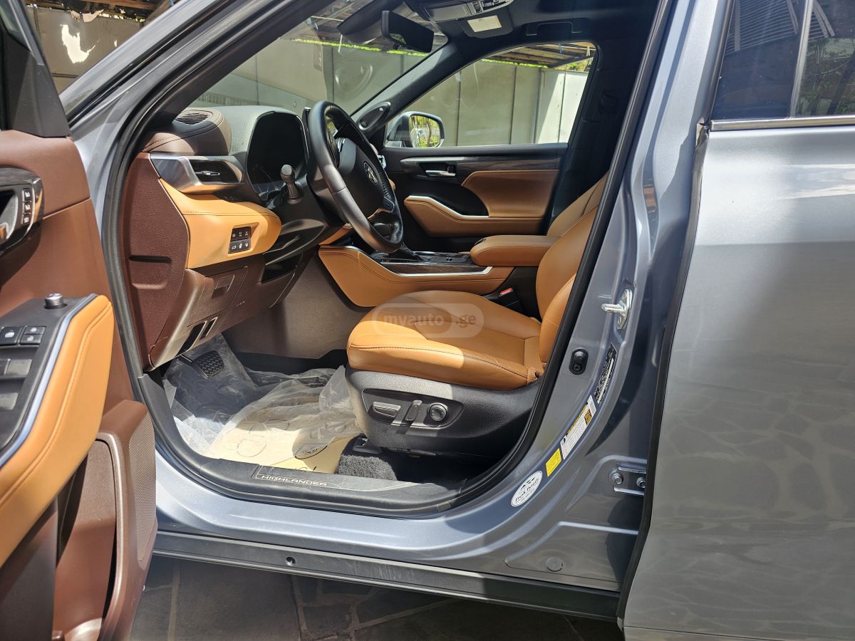 Toyota Highlander - фото 5
