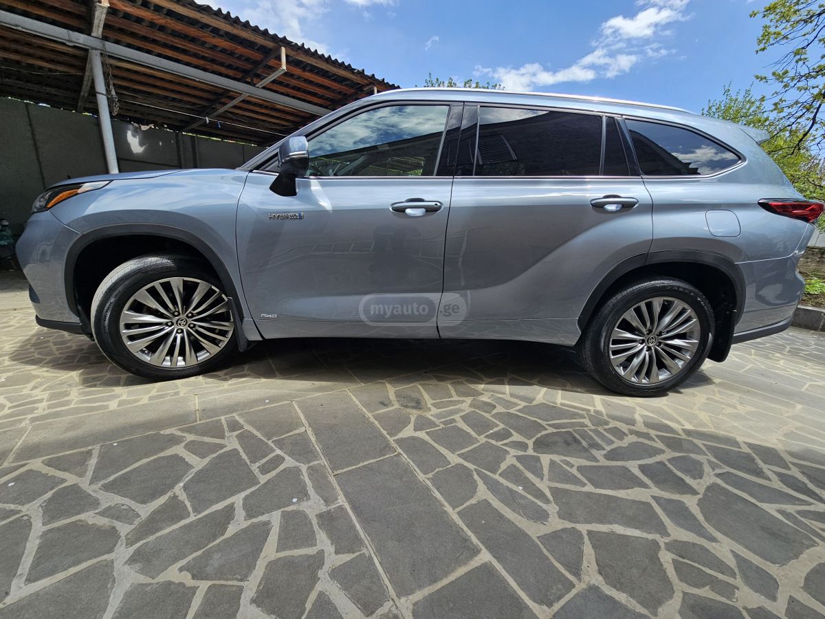 Toyota Highlander - фото 8