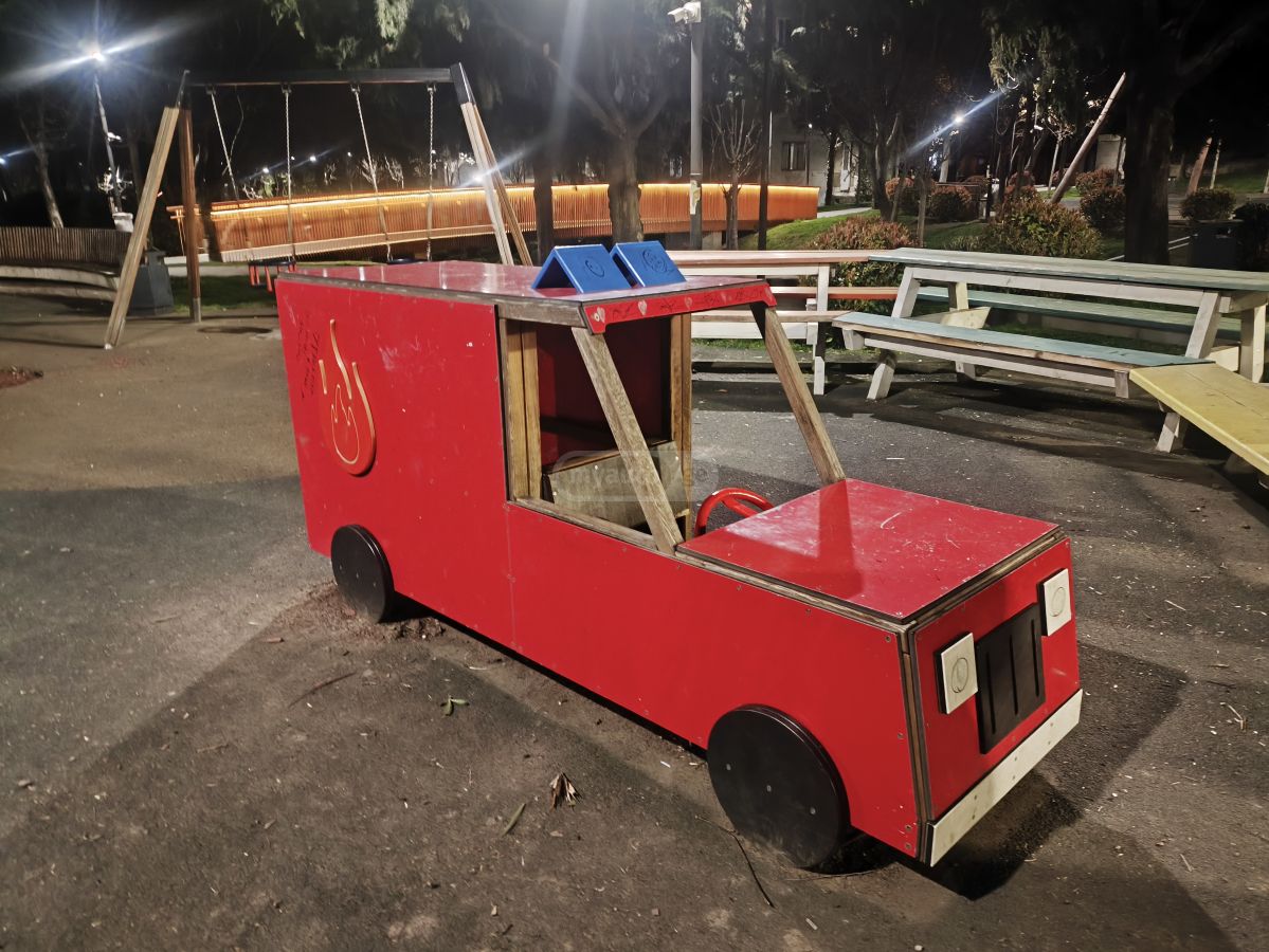 Mercedes-Benz G 63 AMG - фото 1