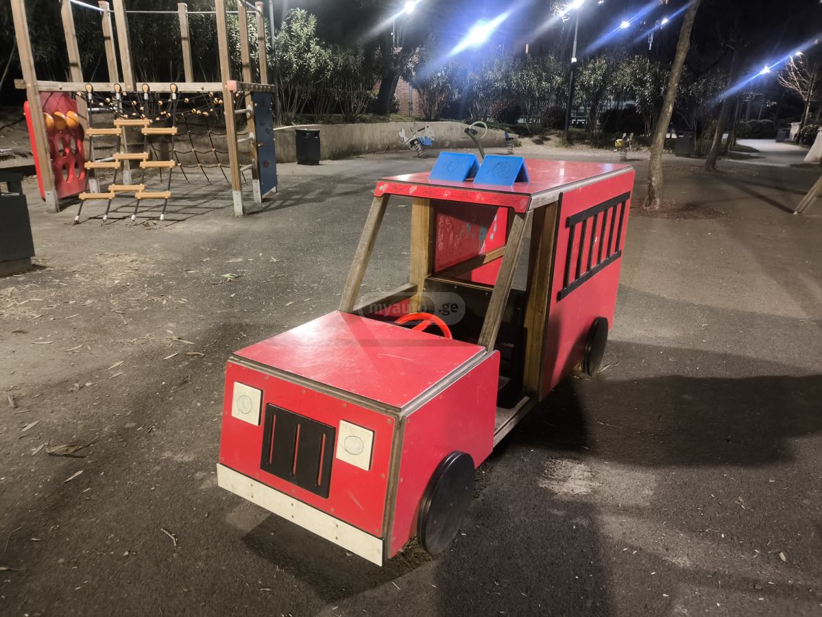 Mercedes-Benz G 63 AMG - фото 4