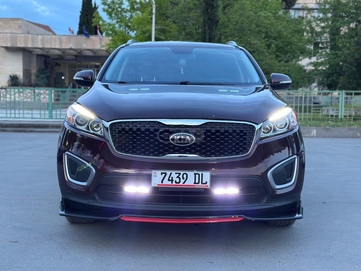 Kia Sorento - фото 1