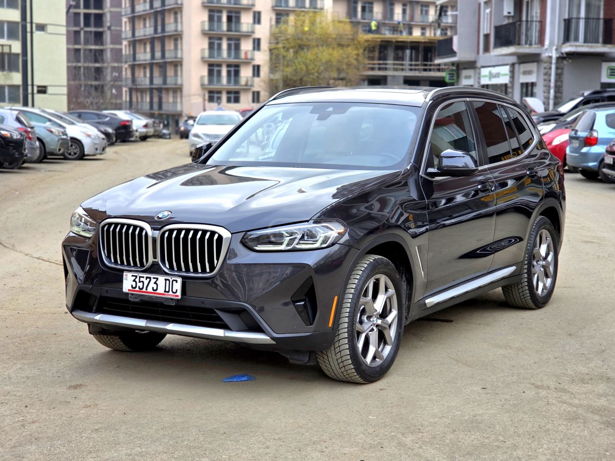 BMW X3 - фото 1