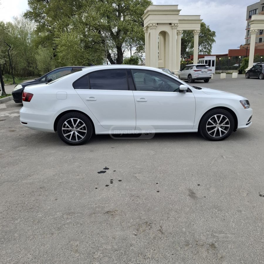 Volkswagen Jetta - фото 15