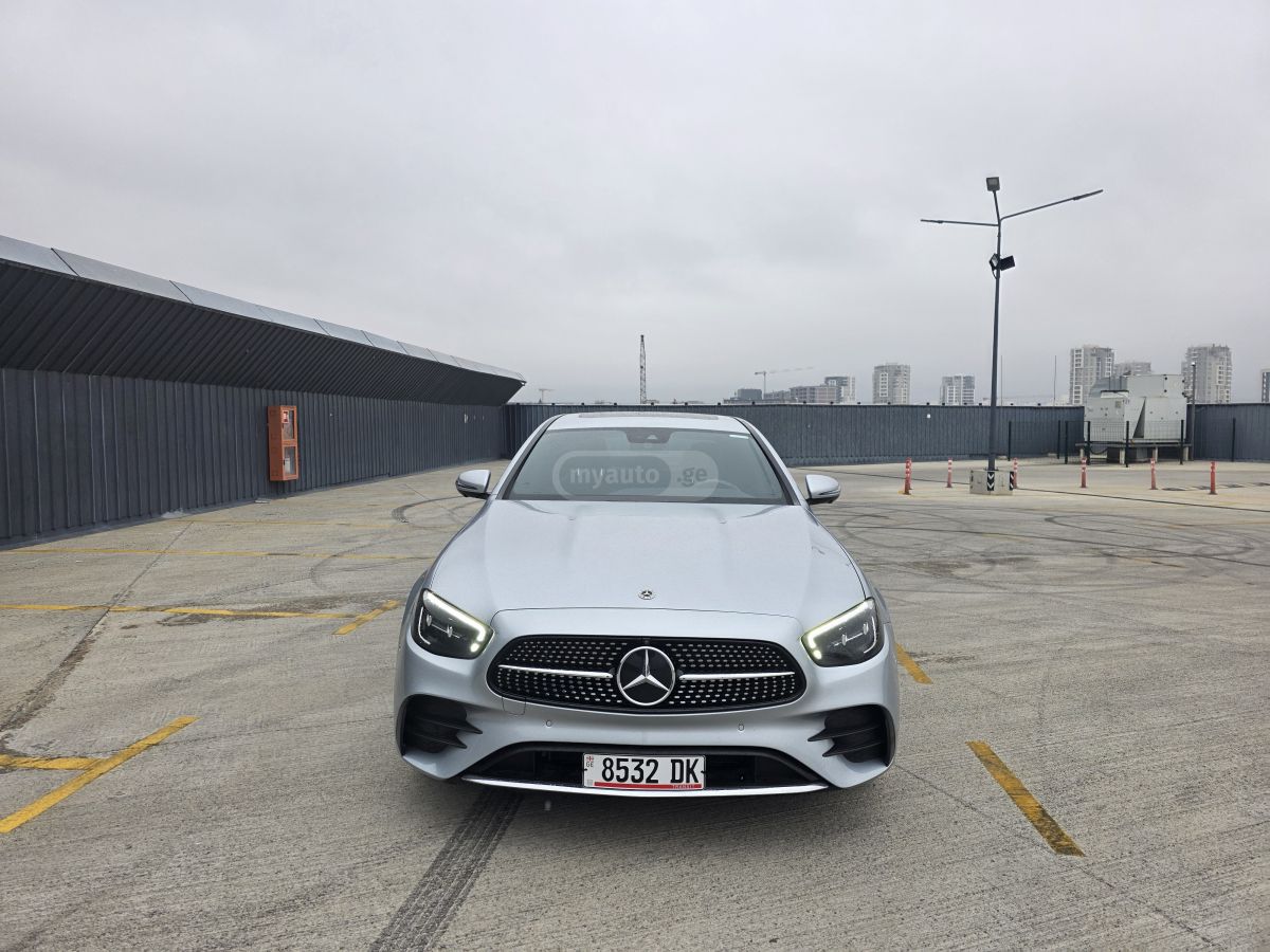 Mercedes-Benz E 350 2023 — миниатюра 2