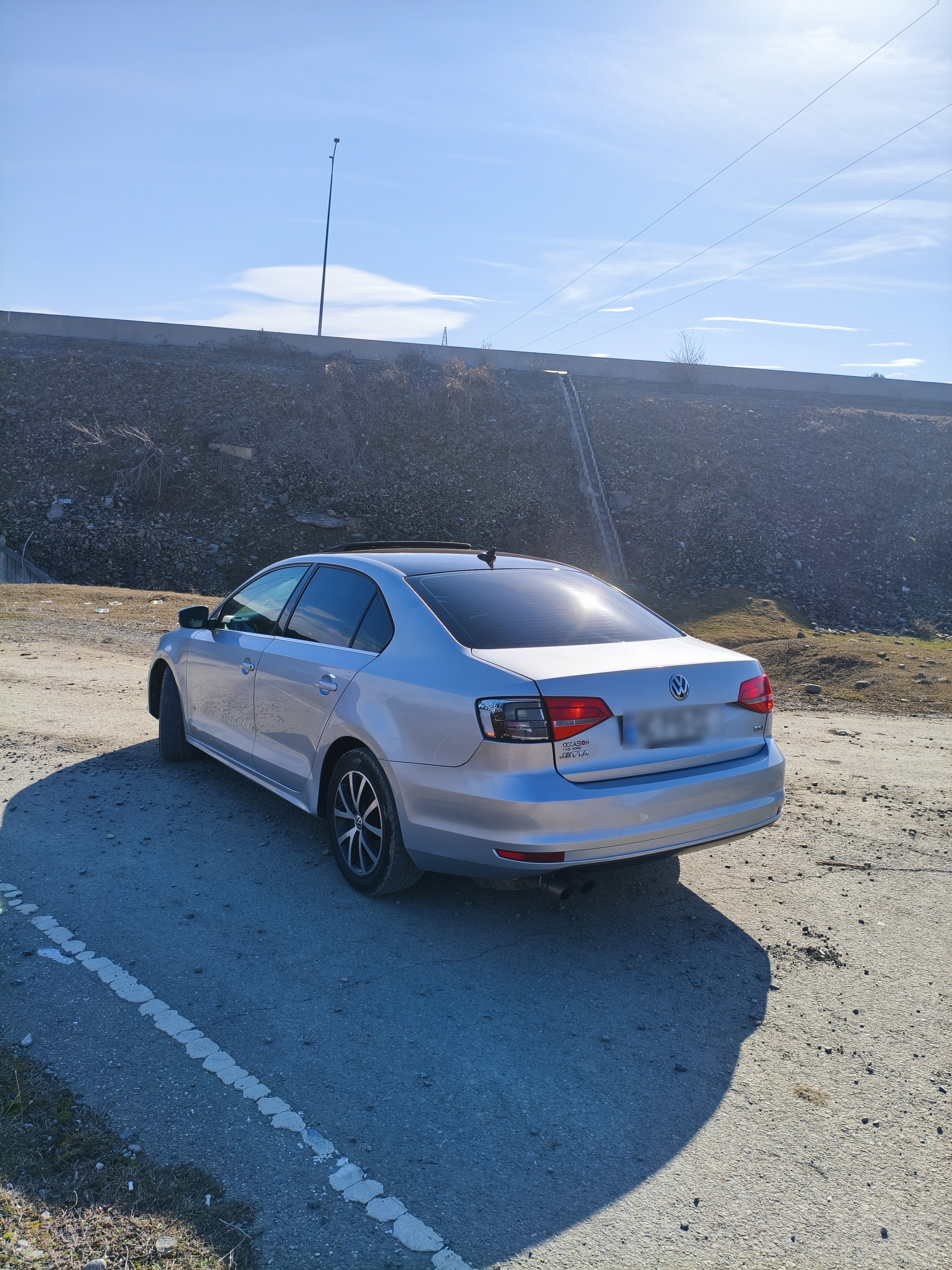 Volkswagen Jetta - фото 3