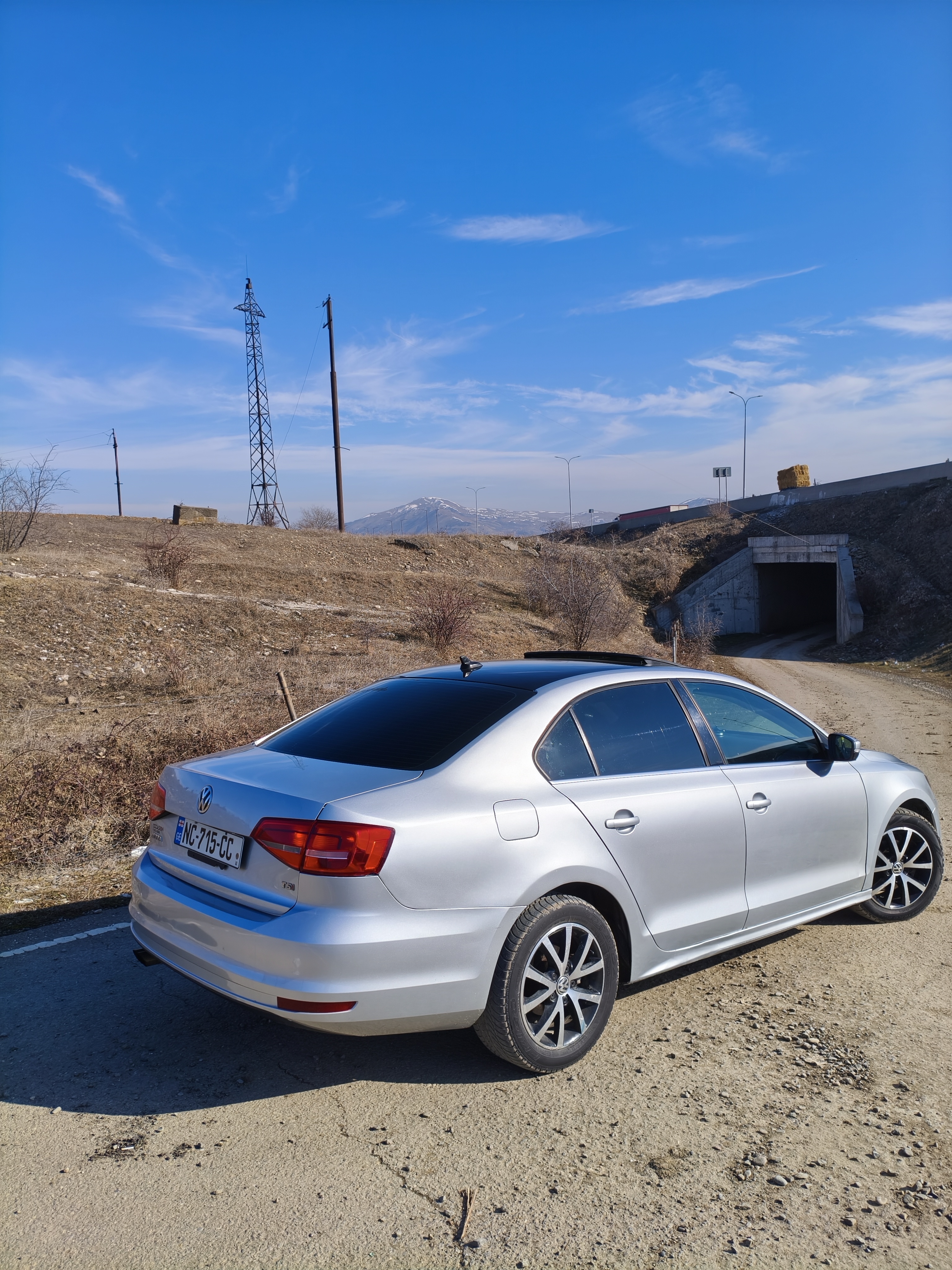 Volkswagen Jetta - фото 5