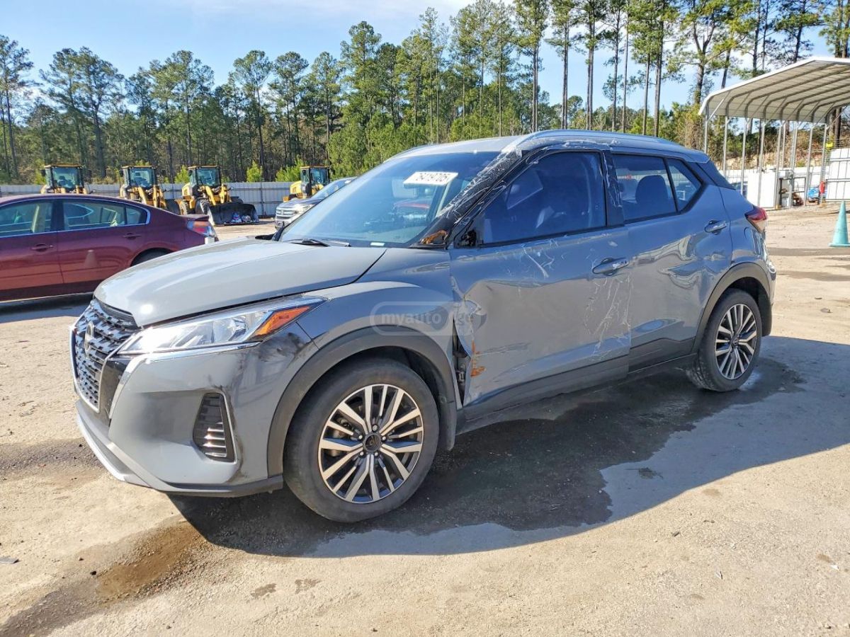 Nissan Kicks - фото 1