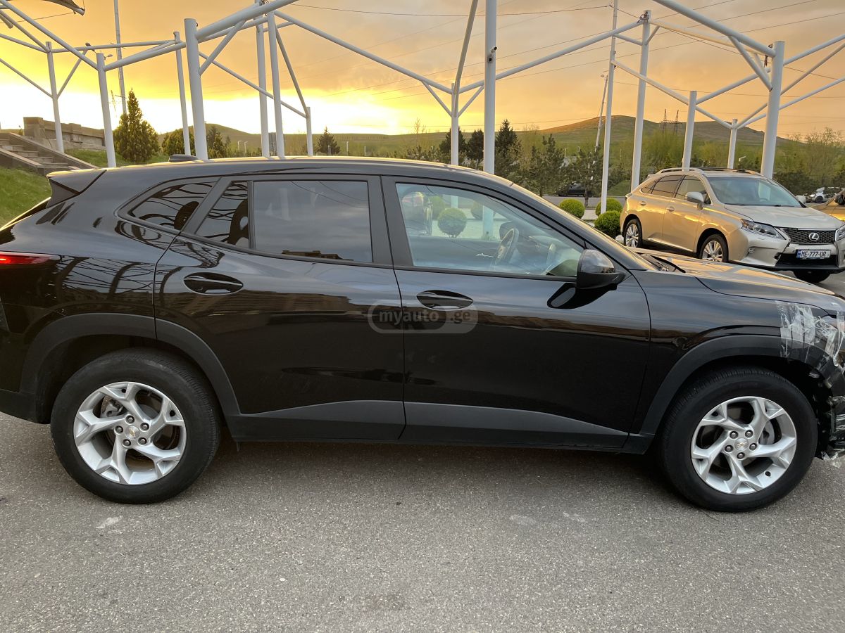 Chevrolet Trax - фото 5