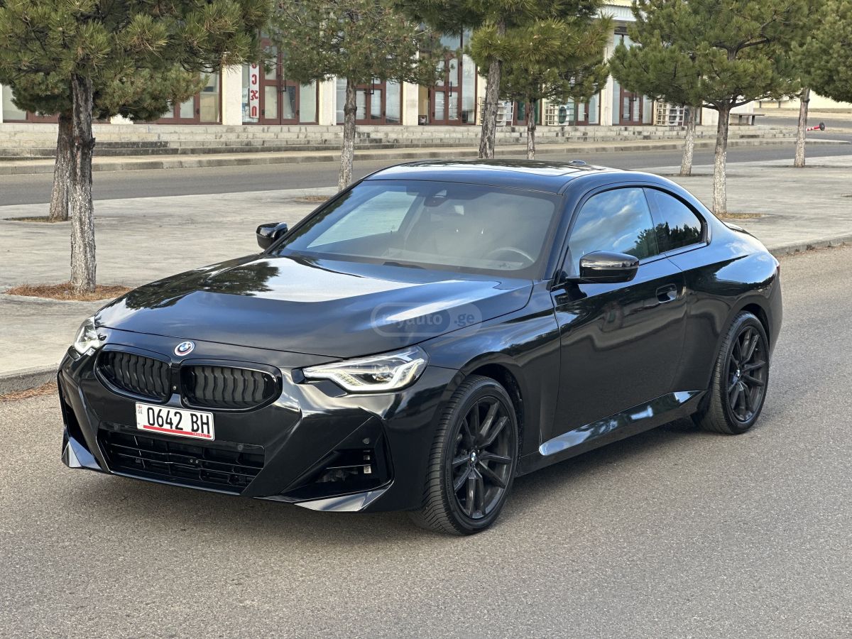 BMW 230i 2023 — миниатюра 3