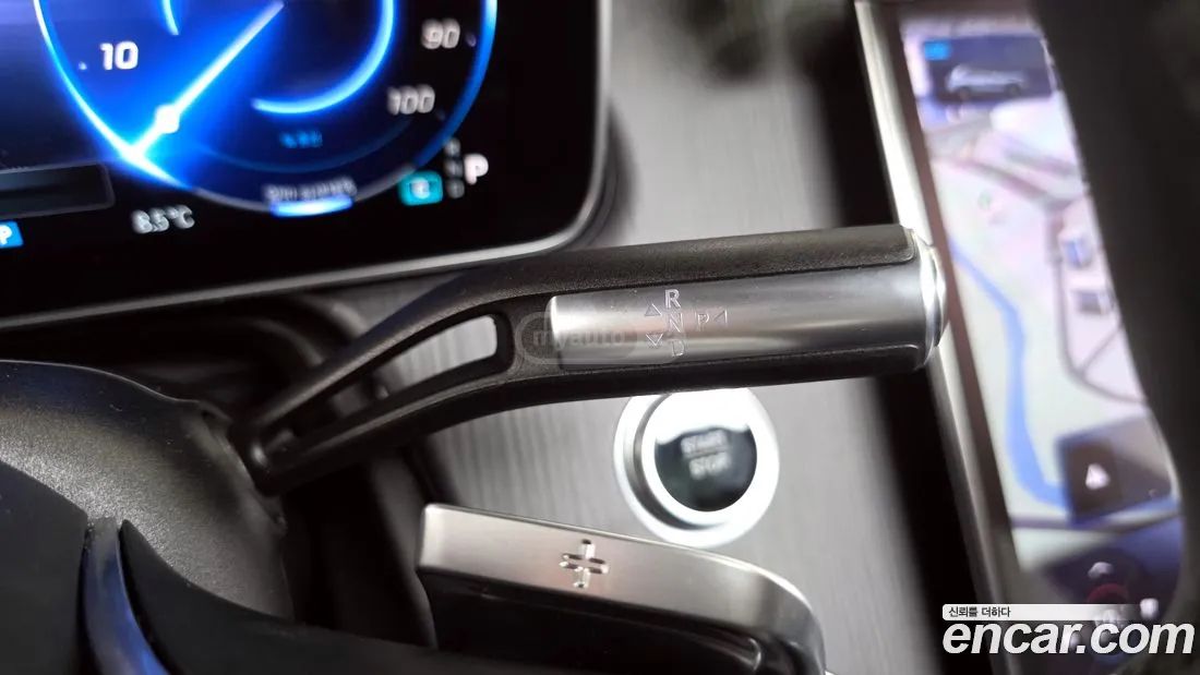 Mercedes-Benz EQS - фото 9