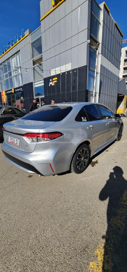 Toyota Corolla - фото 2