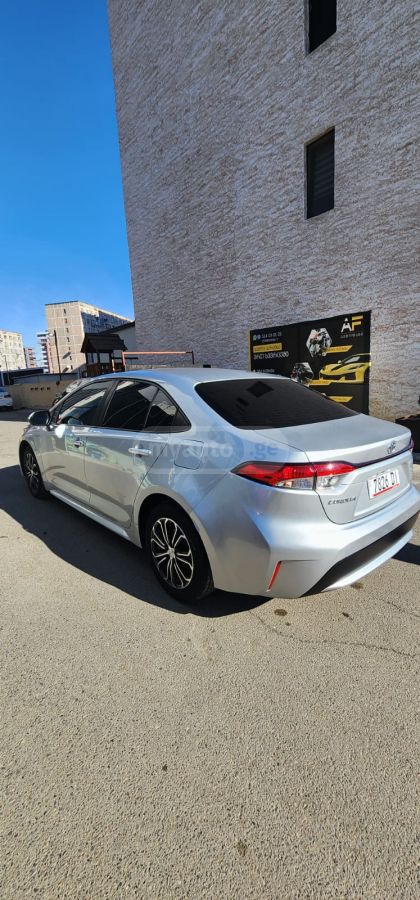 Toyota Corolla - фото 4