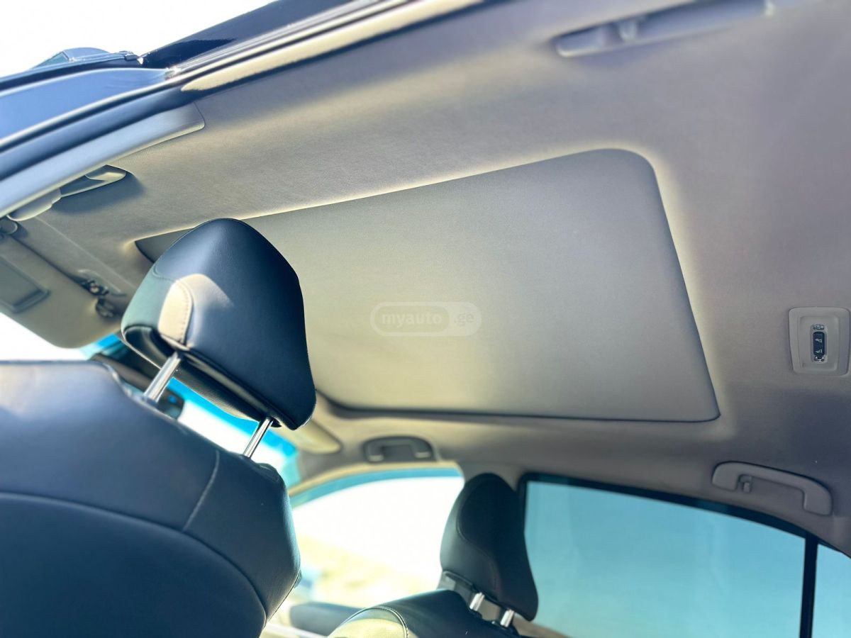 Toyota Camry - фото 7