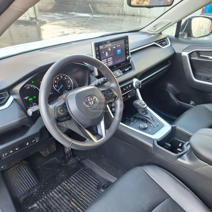 Toyota RAV 4 - фото 7