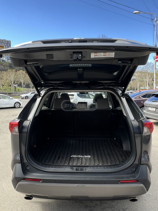 Toyota RAV 4 - фото 13