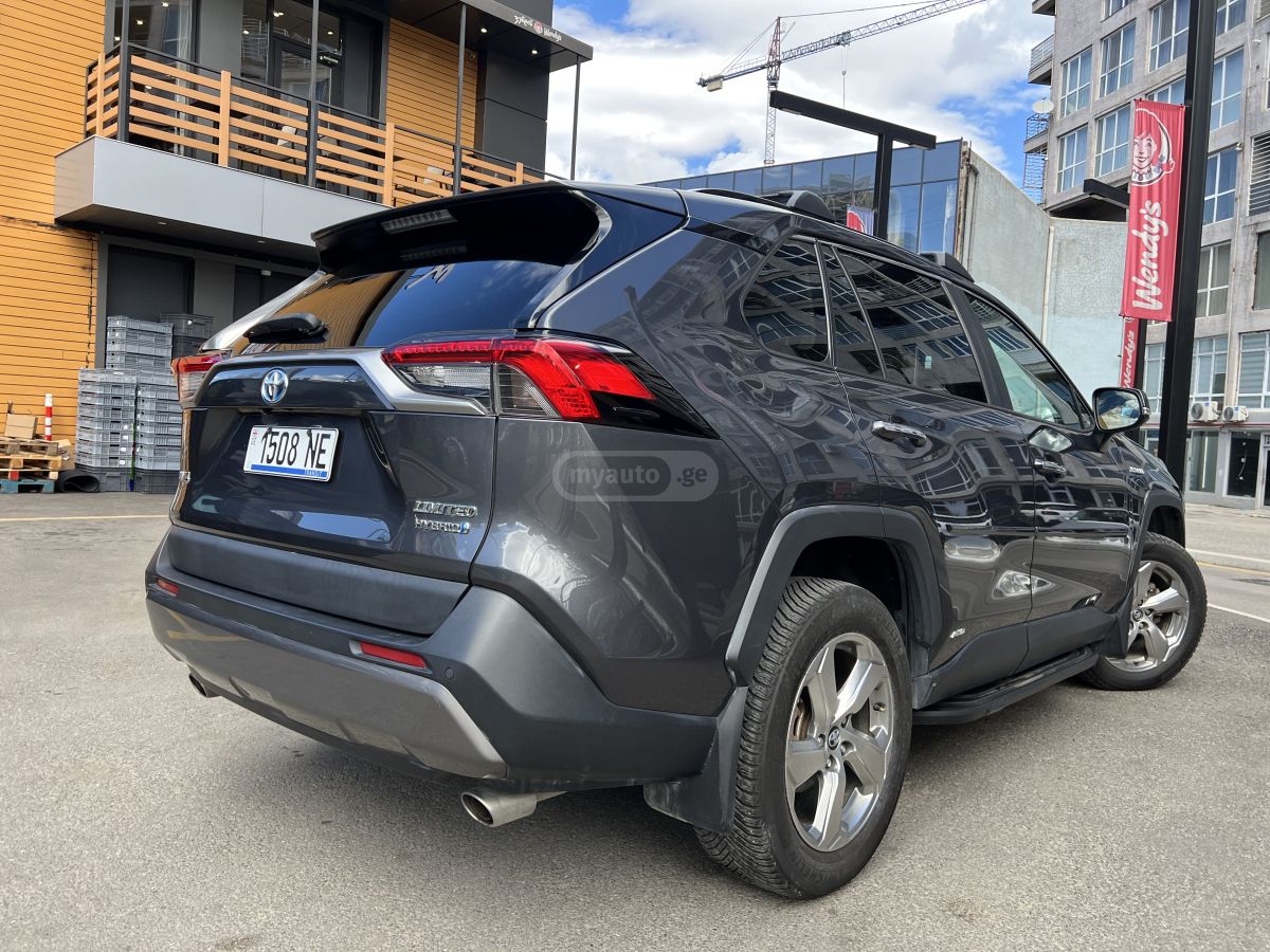 Toyota RAV 4 - фото 6