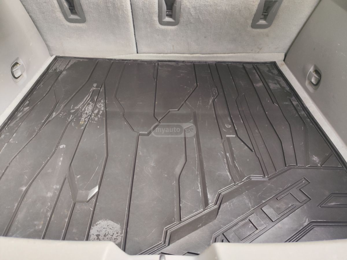 Chevrolet Volt - фото 14