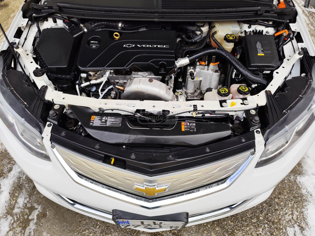 Chevrolet Volt - фото 15