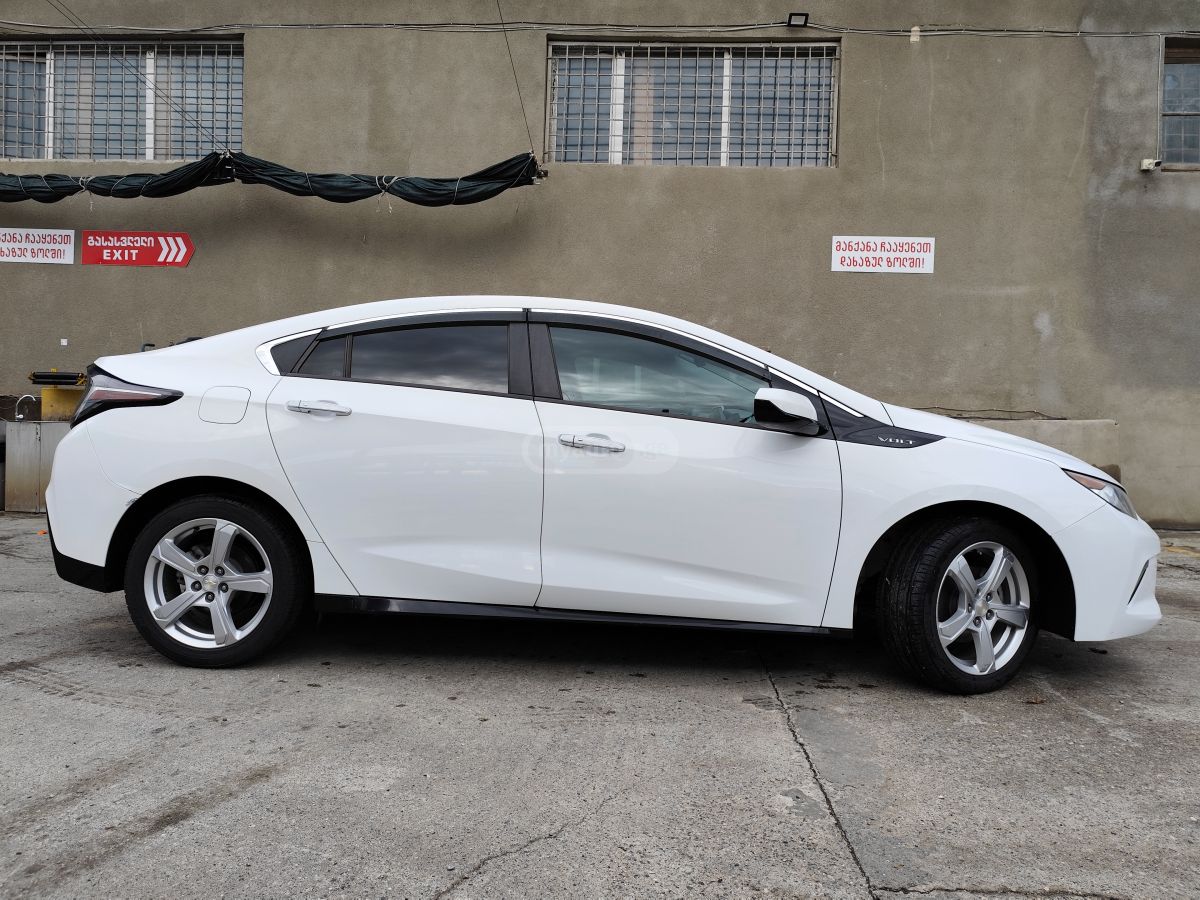 Chevrolet Volt - фото 5