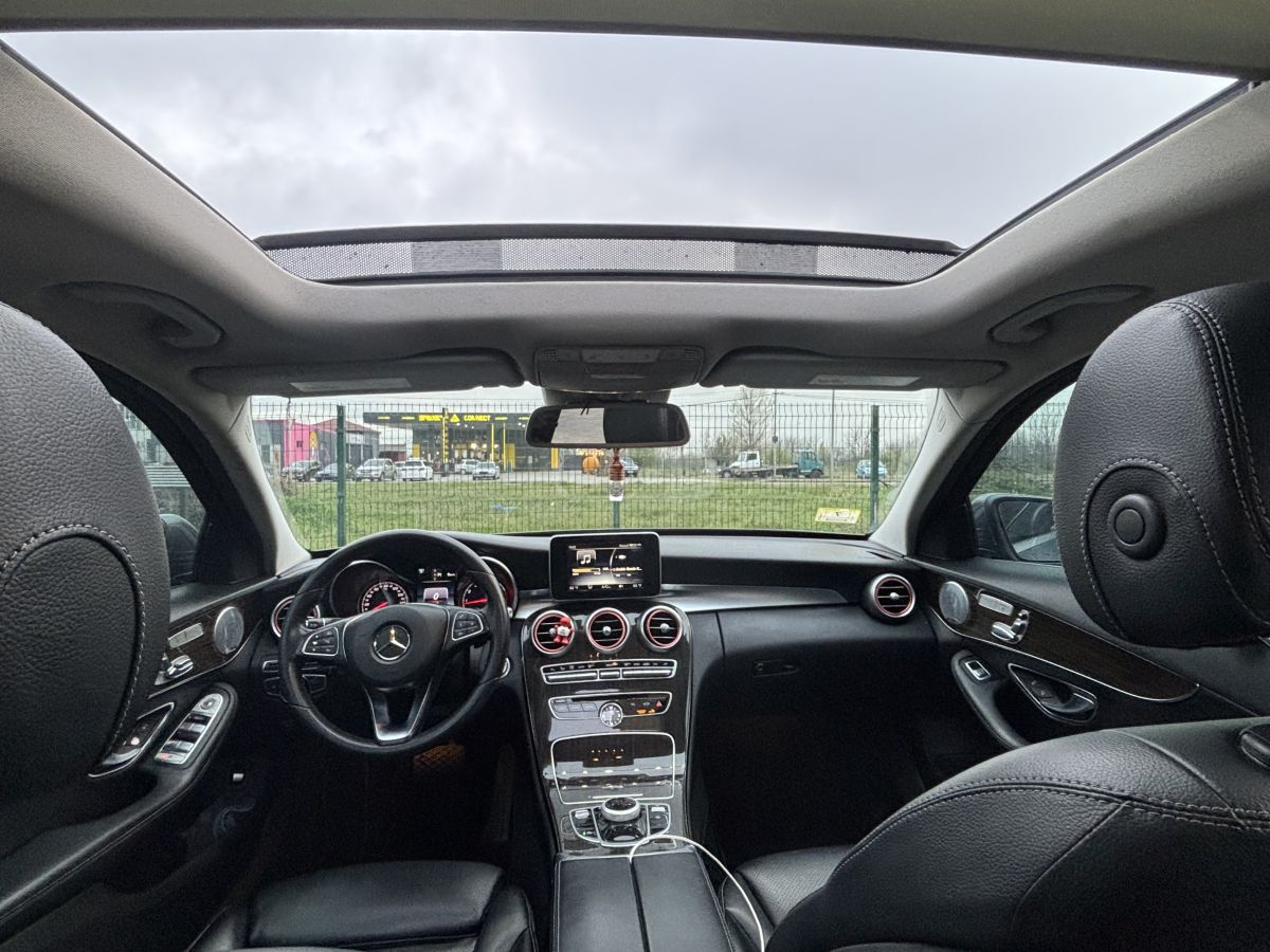 Mercedes-Benz C 300 - фото 10