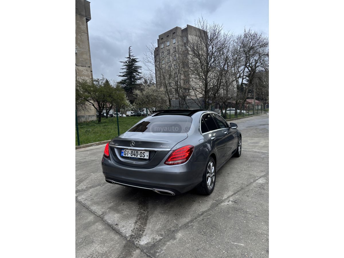 Mercedes-Benz C 300 - фото 2