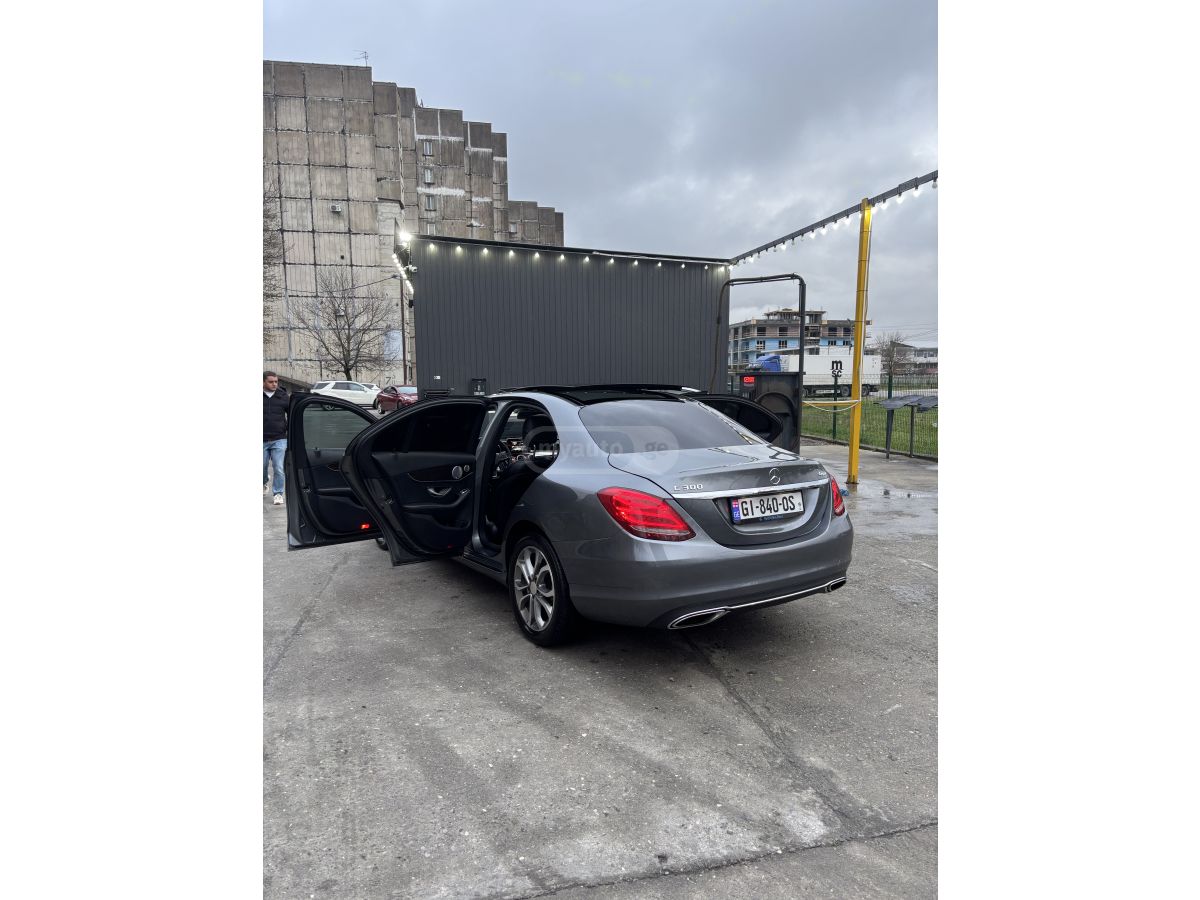 Mercedes-Benz C 300 - фото 6