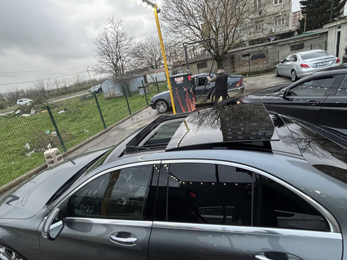 Mercedes-Benz C 300 - фото 9