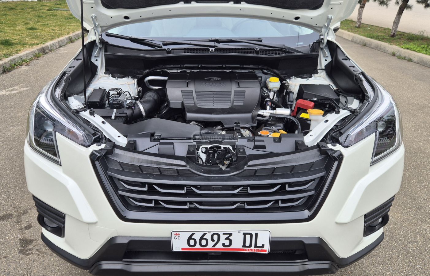 Subaru Limited 4dr All-Wheel Drive CV — миниатюра 11