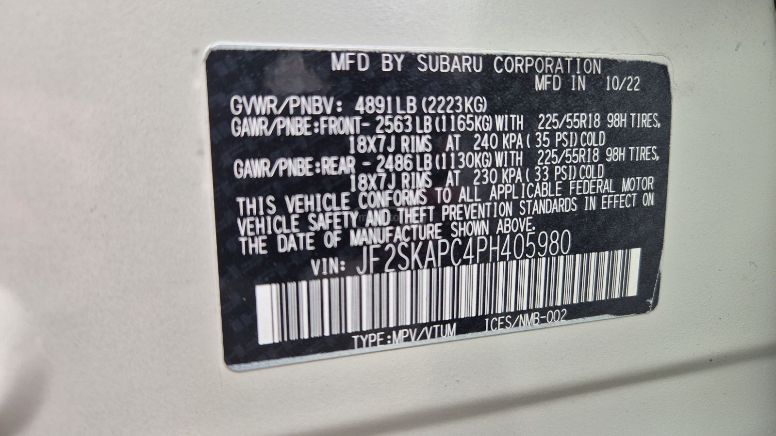 Subaru Limited 4dr All-Wheel Drive CV — миниатюра 13