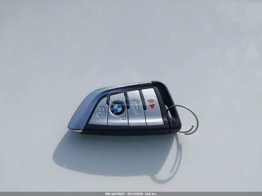 BMW X5 - фото 11