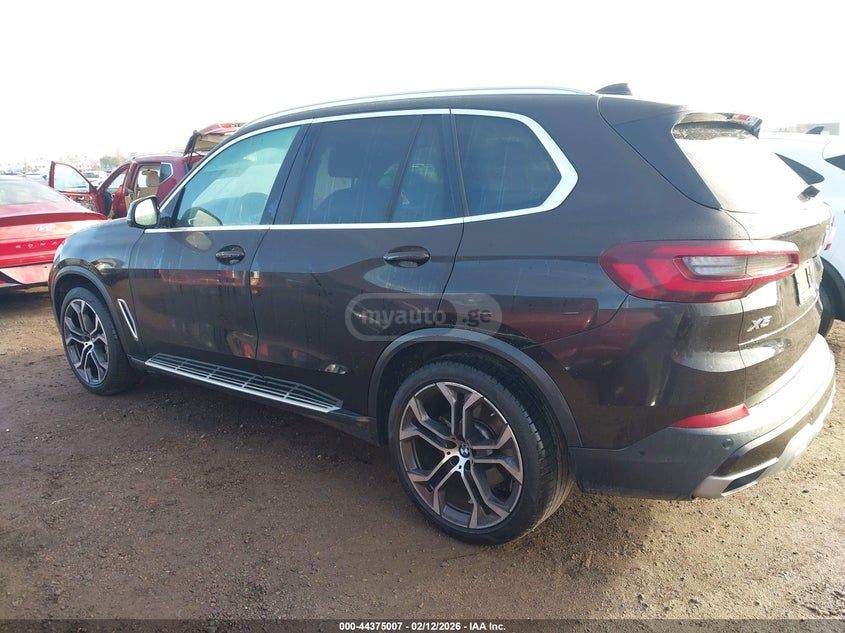 BMW X5 - фото 14