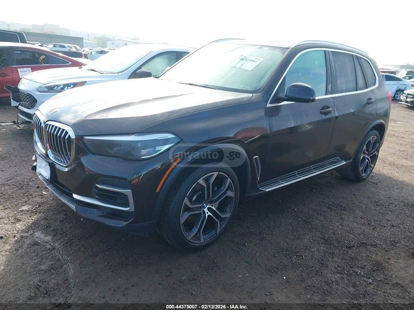 BMW X5 - фото 2