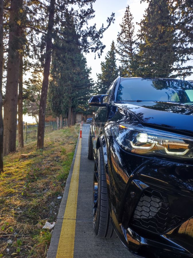 BMW  — миниатюра 3