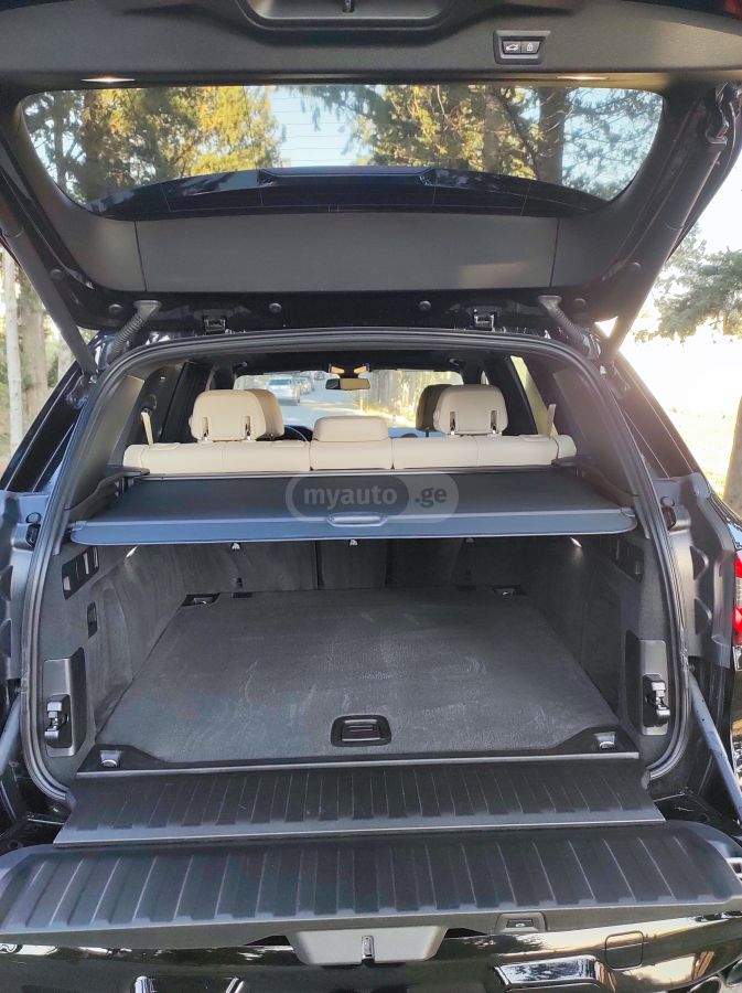 BMW  — миниатюра 6