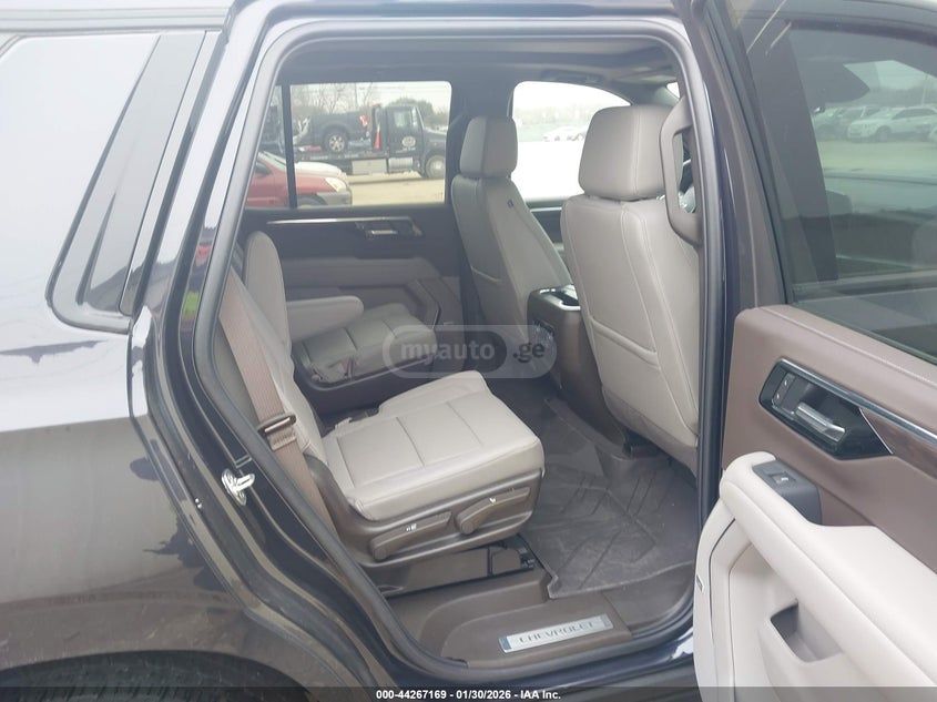 Chevrolet Tahoe 2025 — миниатюра 8