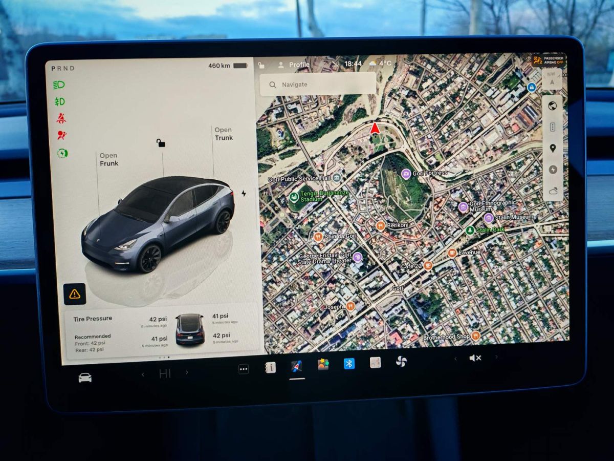 Tesla DUAL MOTOR LONG RANGE — миниатюра 13