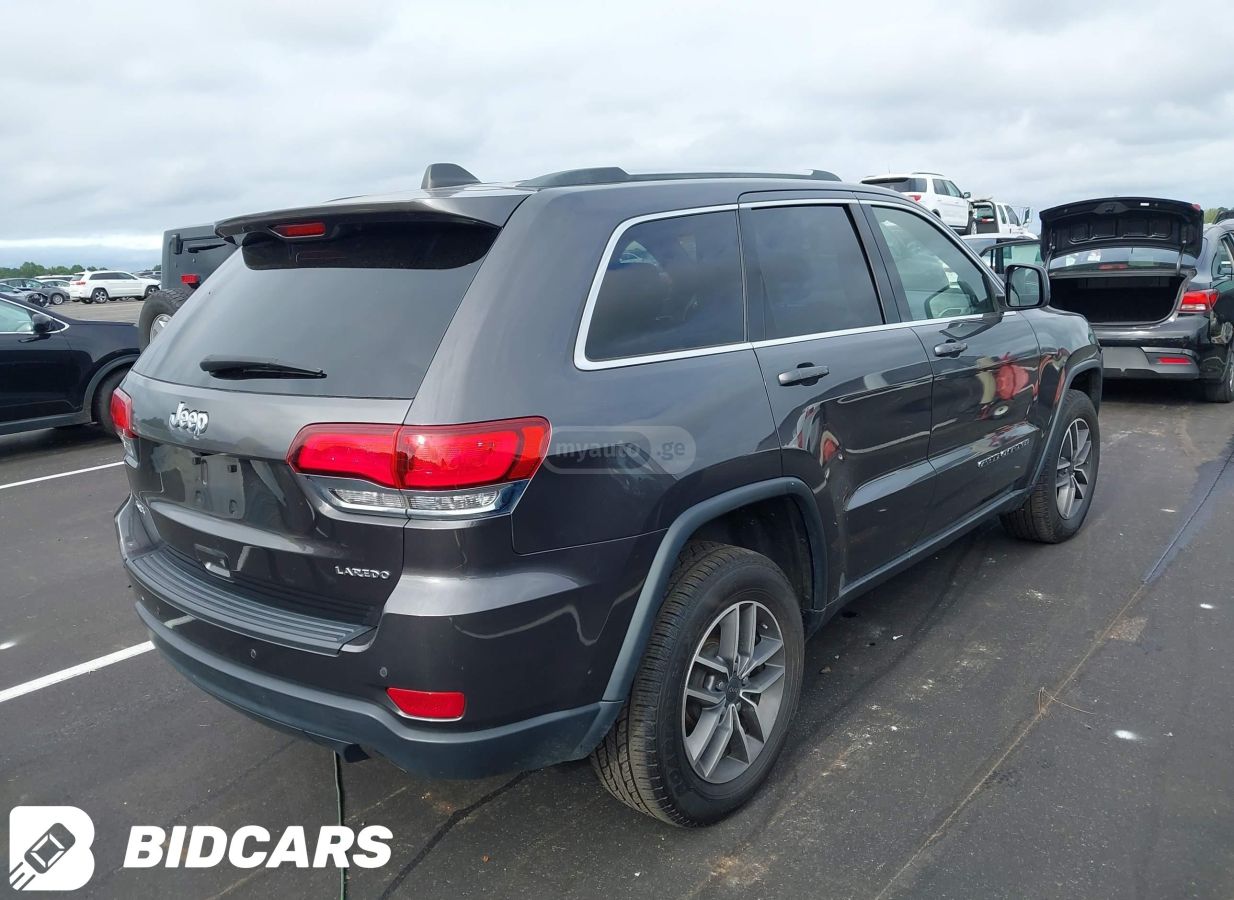 Jeep Laredo 4dr 4x4 Automatic — миниатюра 4