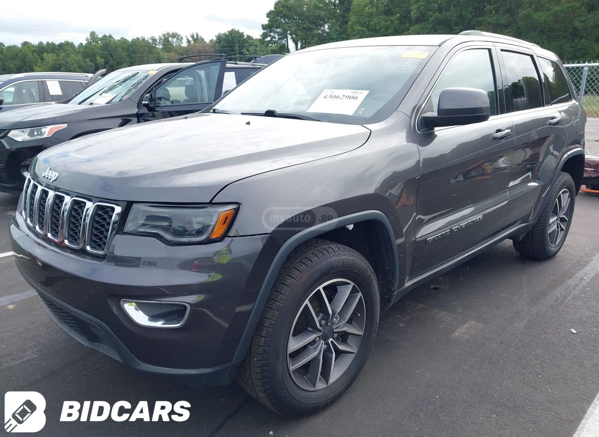 Jeep Laredo 4dr 4x4 Automatic — миниатюра 6