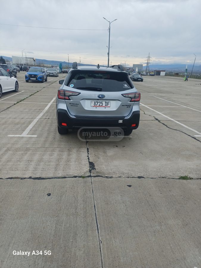 Subaru Outback - фото 4